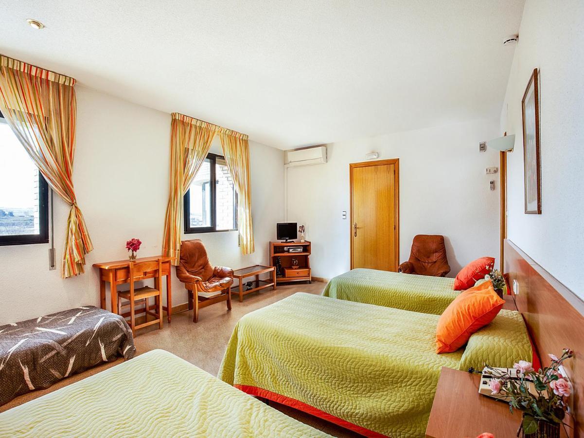 Hotel Restaurante Blanc I Negre 2 Agramunt المظهر الخارجي الصورة